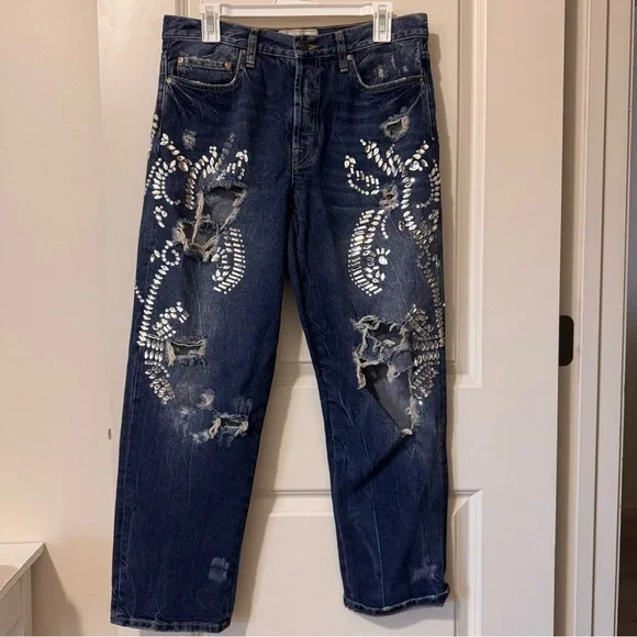 FREE PEOPLE CEM EMBELLISHED DISTRESSED JEANS size 28 - Picture 2 of 8